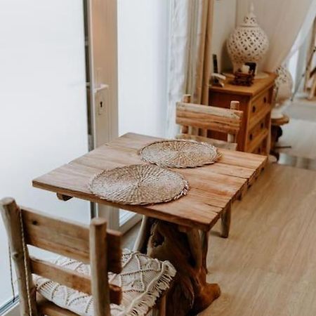 Suite De Charme Avec Jacuzzi Et Cabine Infrarouge Tubize Luaran gambar
