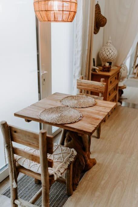 Suite De Charme Avec Jacuzzi Et Cabine Infrarouge Tubize Luaran gambar